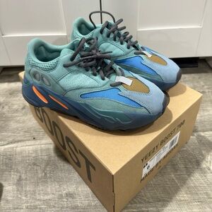 adidas Yeezy Boost 700
Faded Azure